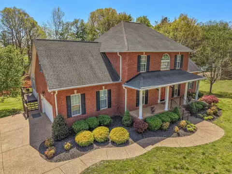 106 Meadowood Loop, Burns, TN 37029