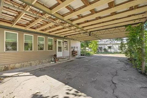 Other - 701 Hafner Rd, Charlotte, TN 37036 photo 3 of 7