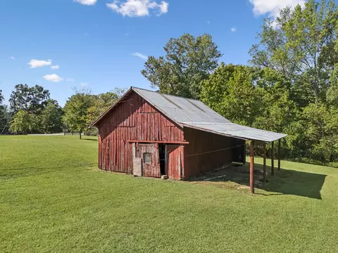 Other - 701 Hafner Rd, Charlotte, TN 37036 photo 7 of 7