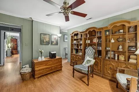 Entry Way - 701 Hafner Rd, Charlotte, TN 37036 photo 3 of 3