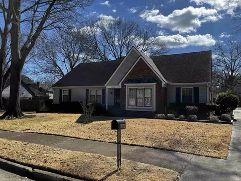 1994 Corbin Rd, Germantown, TN 38139