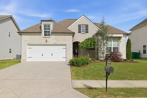 1050 Daniel Ln, Spring Hill, TN 37174