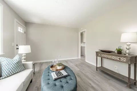 Living - 709 Perry Dr, Springfield, TN 37172 photo 6 of 6
