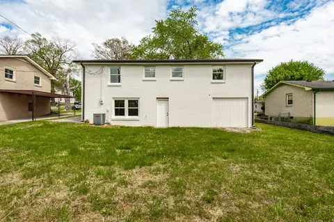 Exterior - 709 Perry Dr, Springfield, TN 37172 photo 7 of 9