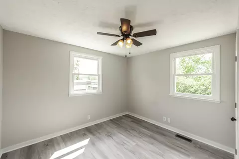 Bedroom - 709 Perry Dr, Springfield, TN 37172 photo 3 of 8