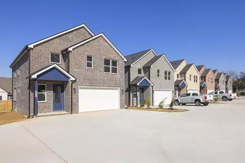 447 Sandhill Rd, La Vergne, TN 37086
