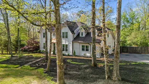 32 Cool Springs Rd, Signal Mountain, TN 37377