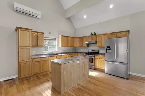 Kitchen - 1148 Stoltz Rd, Centerville, TN 37033 photo 1 of 2