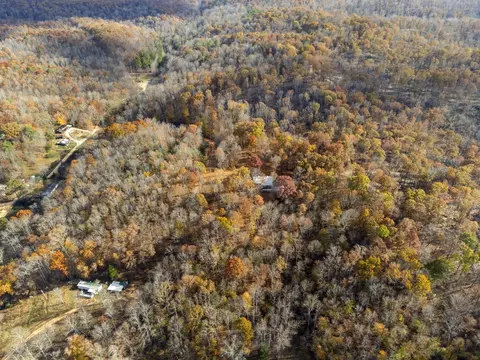 View/Area - 1148 Stoltz Rd, Centerville, TN 37033 photo 2 of 5