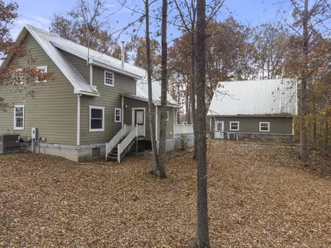 Exterior - 1148 Stoltz Rd, Centerville, TN 37033 photo 10 of 10