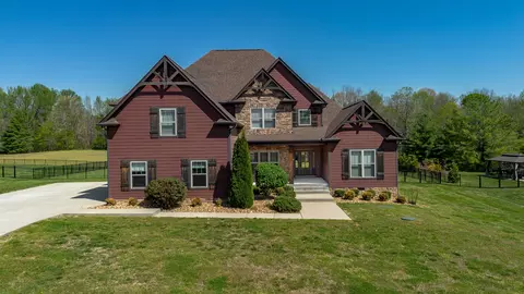 3053 Wedgewood Dr, Greenbrier, TN 37073
