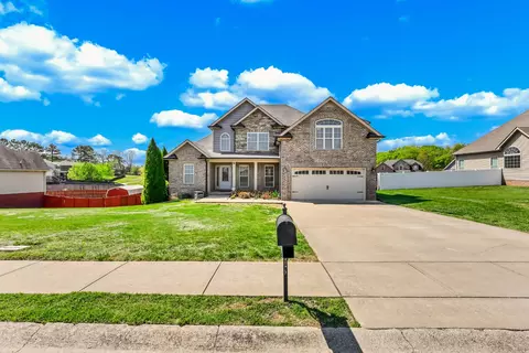 2212 Ellington Gait Dr, Clarksville, TN 37043