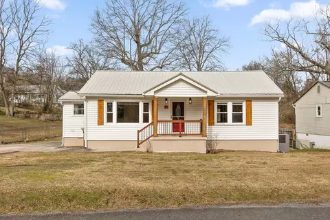 310 School St, Rossville, GA 30741