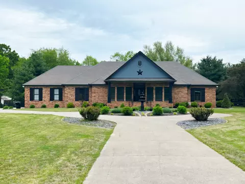 2003 Irby Ln, Murfreesboro, TN 37127