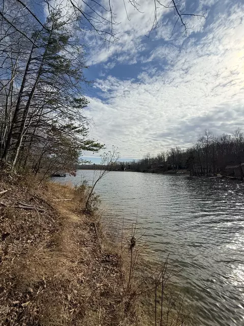 223 Dublin Ln, Crossville, TN 38558