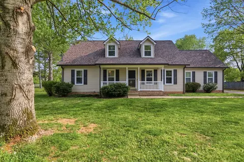 1606 Windy Meadow Dr, Christiana, TN 37037