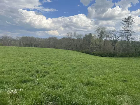 1 Dykes Rd, Crossville, TN 38571