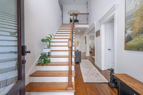 Entry Way - 1006 Cascadeway Dr, Murfreesboro, TN 37129 photo 2 of 3