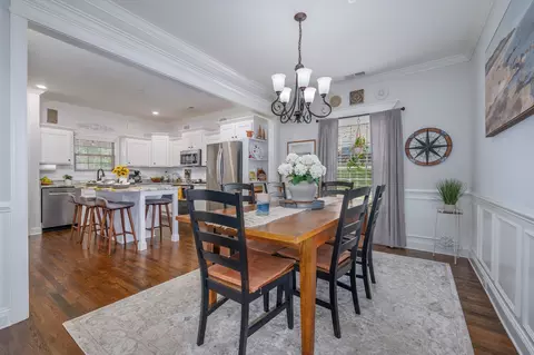 Dining - 1006 Cascadeway Dr, Murfreesboro, TN 37129 photo 1 of 2
