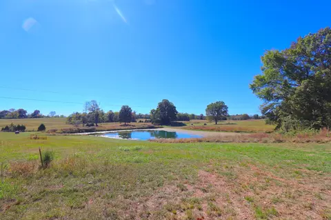 485 Canoe Branch Rd # C, Castalian Springs, TN 37031