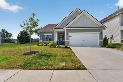 124 Gatwick Dr, Lebanon, TN 37087