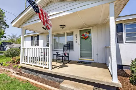 233 Rucker Rd, Murfreesboro, TN 37127