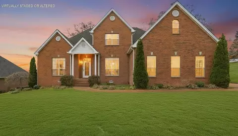 2309 Watershore Dr, Soddy Daisy, TN 37379