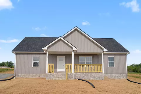 137 Martha Cir, Lafayette, TN 37083