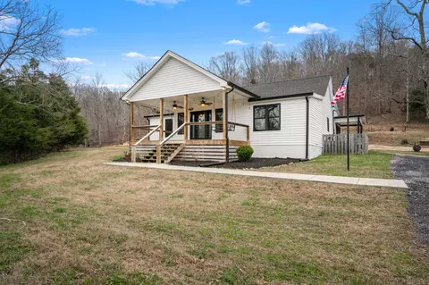 640 Lindsey Hollow Rd, Gallatin, TN 37066
