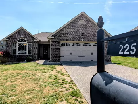 225 Leah Ct, Gallatin, TN 37066