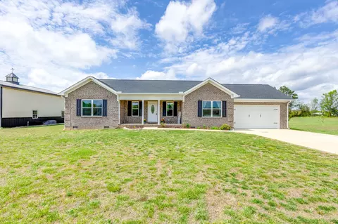 106 Blaine Ln, Summertown, TN 38483