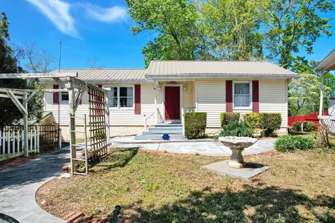 691 Lakehaven Cir, Decatur, TN 37322