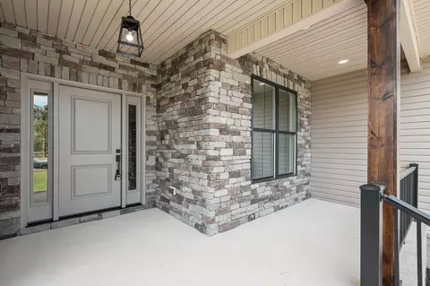Exterior - 146 Simons Blvd, Morrison, TN 37357 photo 3 of 6