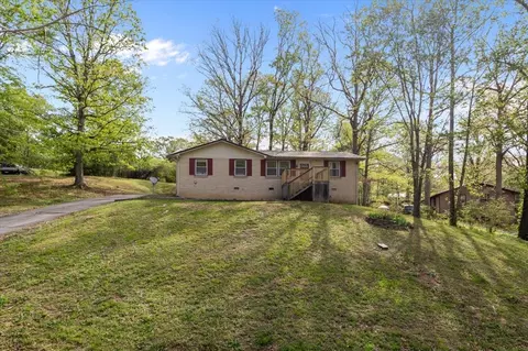 111 Bern St, Waverly, TN 37185