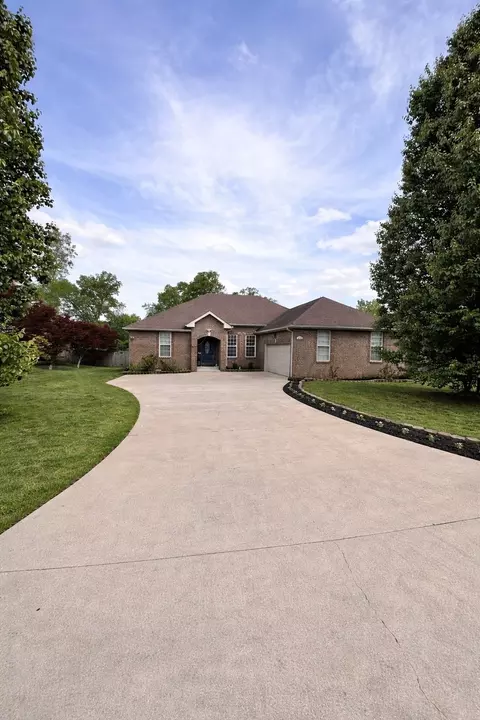 1672 Apache Way, Clarksville, TN 37042