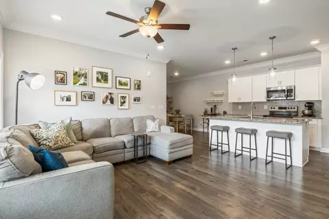 7483 Highway 70 S #103, Nashville, TN 37221