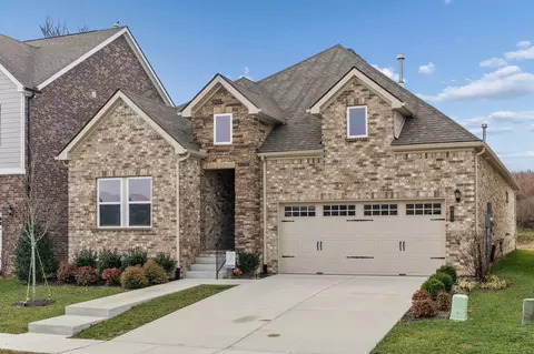 428 Triple Crown Cir, Gallatin, TN 37066