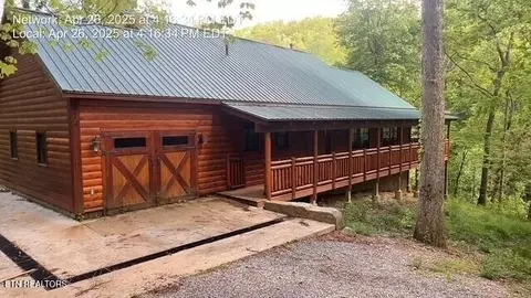 414 Swaying Pines Drive Dr, Sevierville, TN 37876