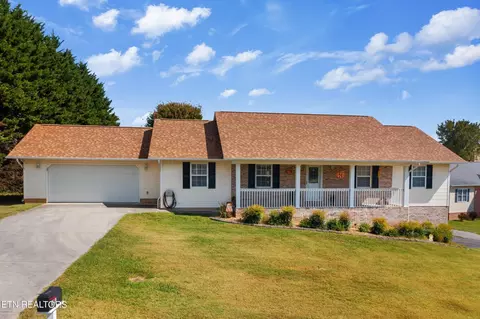 2064 Strawberry Dr, New Market, TN 37820