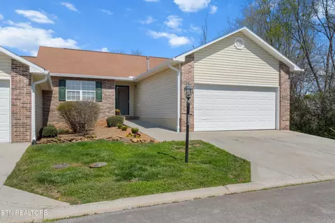 117 Hightower Ln, Lenoir City, TN 37771