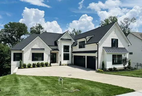 342 Raintree Dr, Hendersonville, TN 37075
