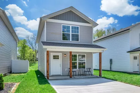 419 Via Dr, Clarksville, TN 37043