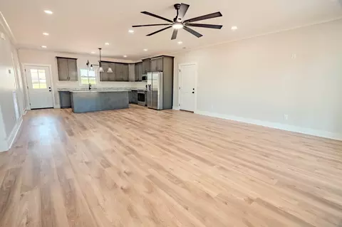 Living - 161 Bear Ln, Loretto, TN 38469 photo 4 of 4