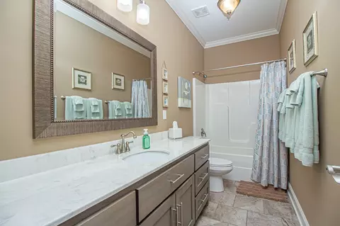 Bath - 159 Moses Dr, Jackson, TN 38305 photo 5 of 5