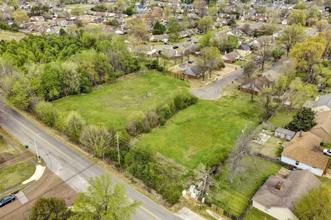 7592 Reese Rd, Memphis, TN 38133