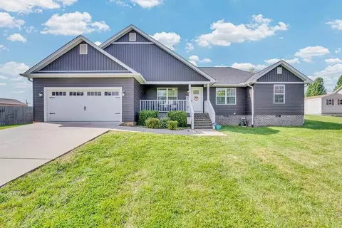 610 N Mcbroom Chapel Rd, Cookeville, TN 38501