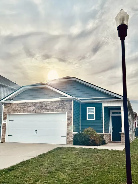 104 Victory Cir N, Ashland City, TN 37015