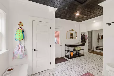 Entry Way - 596 Eno Rd, Dickson, TN 37055 photo 1 of 1