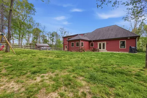 Exterior - 596 Eno Rd, Dickson, TN 37055 photo 9 of 21