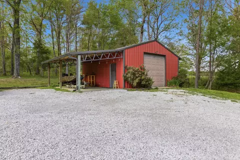 Exterior - 596 Eno Rd, Dickson, TN 37055 photo 6 of 21